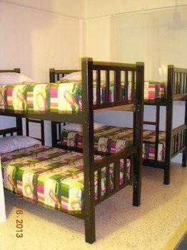 Hostal Plaza อิสลามูเฮเรส ภายนอก รูปภาพ